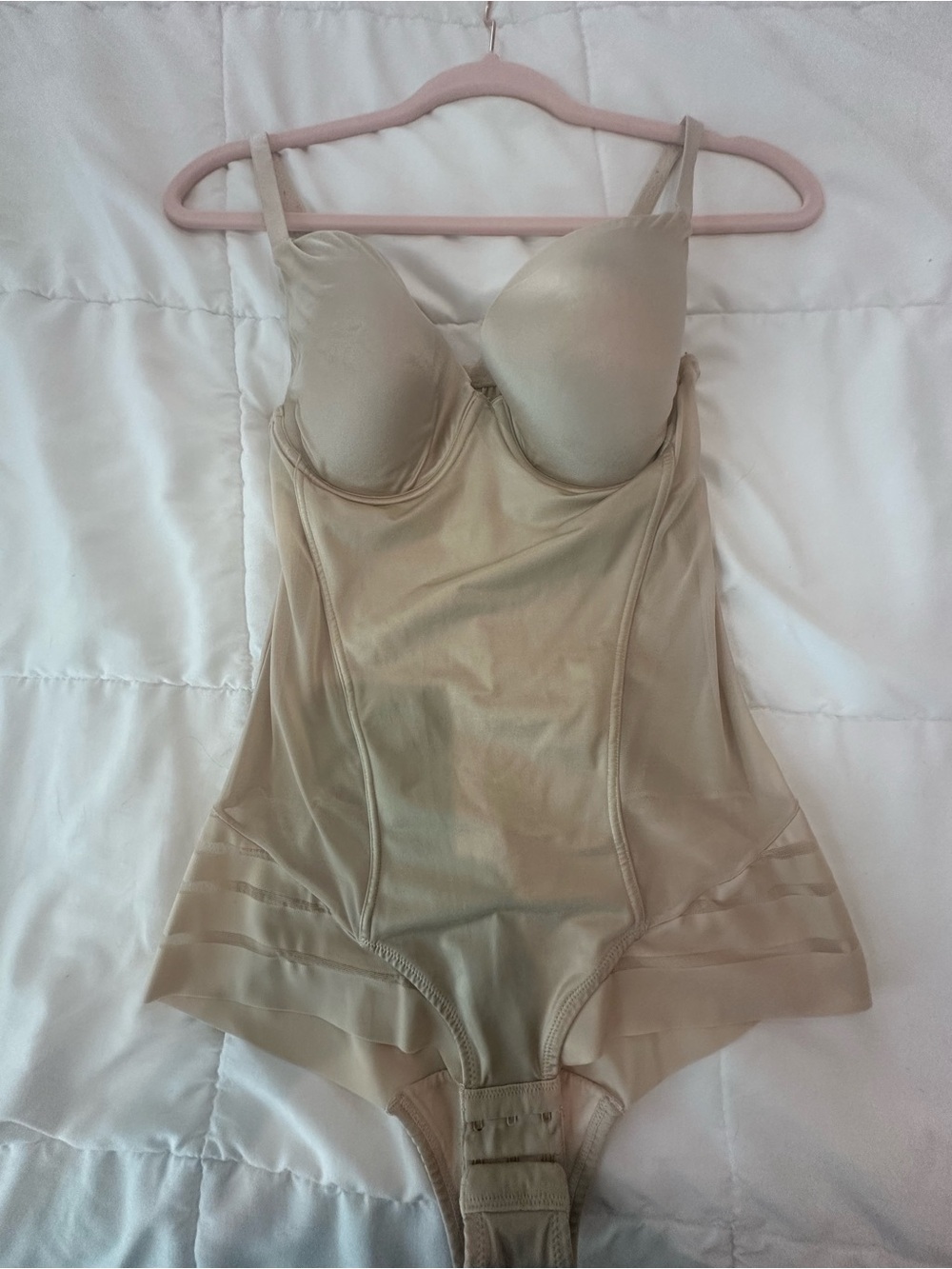 Women’s Shaping Bodysuit - Nude size 36 C